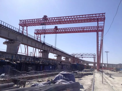 福建福州鐵路架橋機(jī)